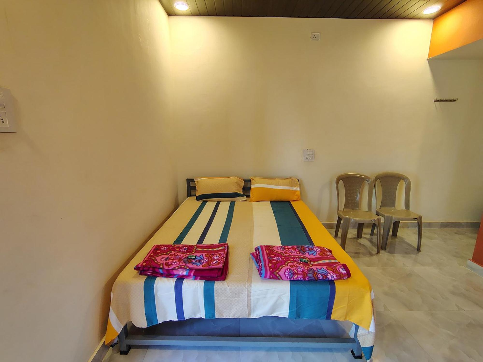 Omkar Beach Resort Малван Экстерьер фото